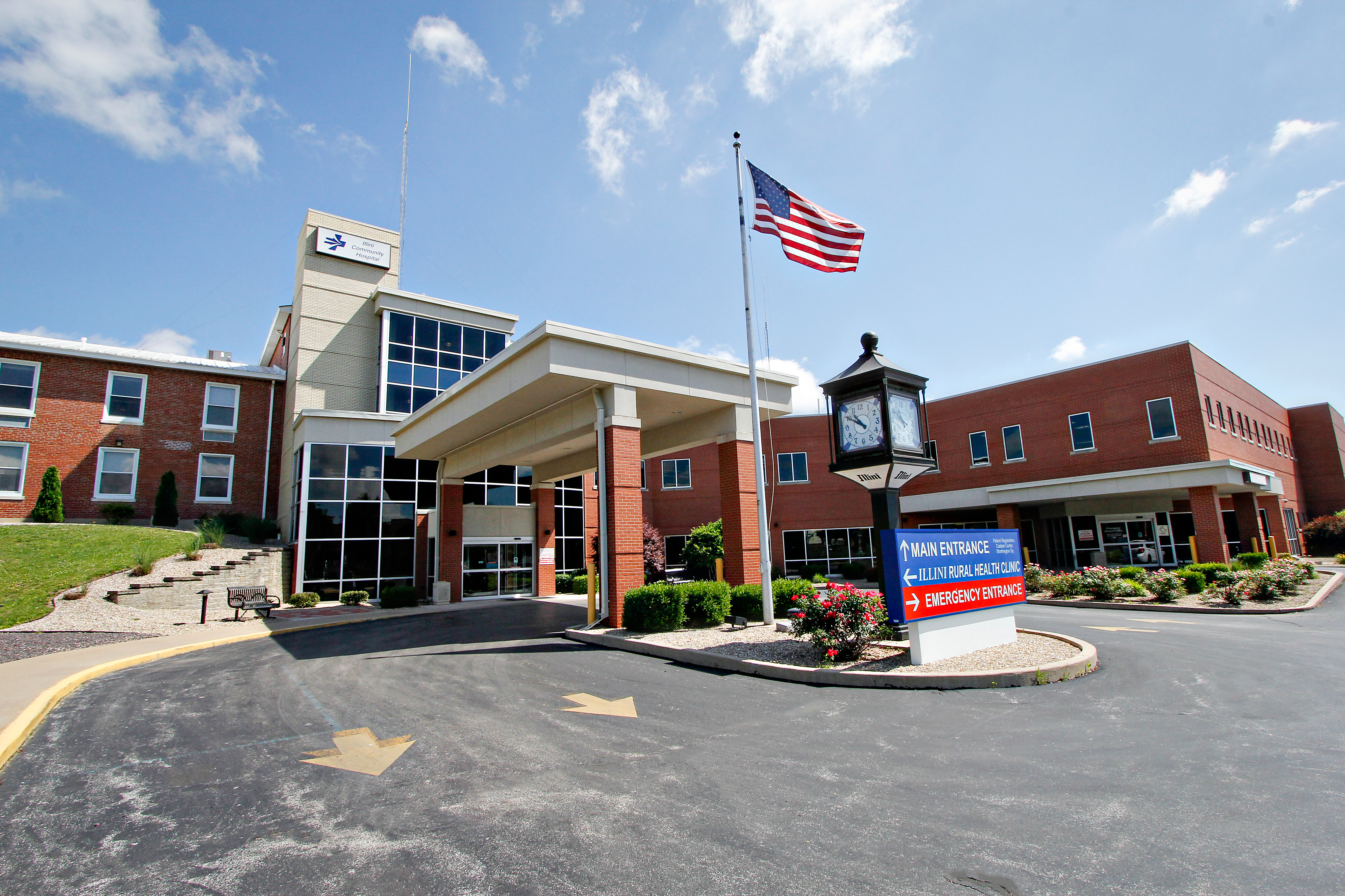 Illini Community Hospital building