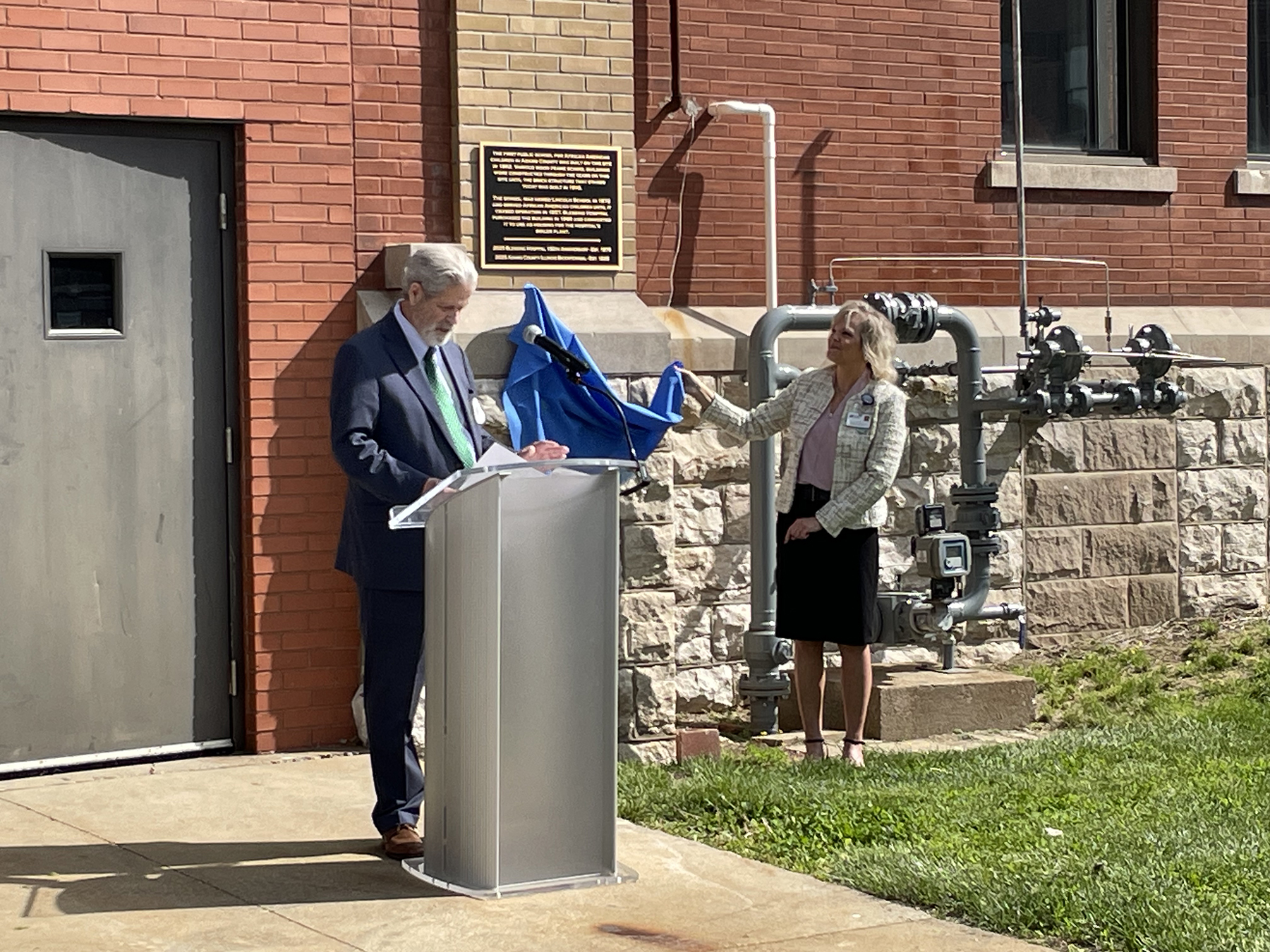 Lincoln School Plaque Unveiling